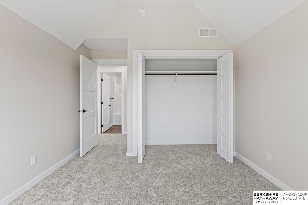 Blair, Nebraska 68008, United States, 4 Bedrooms Bedrooms, ,3 BathroomsBathrooms,Residential,Active,192550