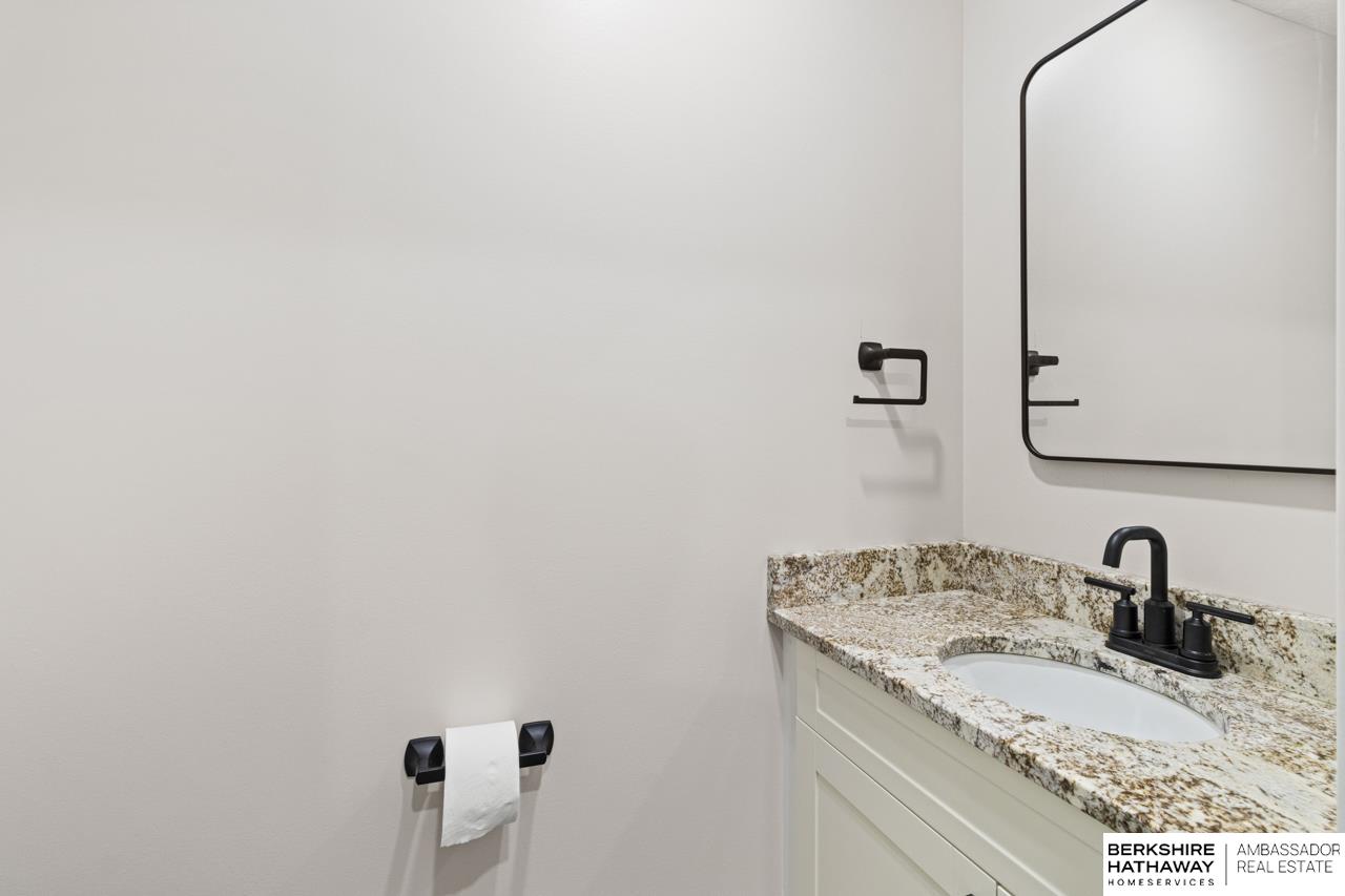 Blair, Nebraska 68008, United States, 4 Bedrooms Bedrooms, ,3 BathroomsBathrooms,Residential,Active,192550