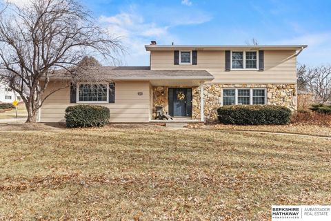 Photo of 2305 Royal Wood Drive, Omaha, NE 68144 (MLS # 22603697)