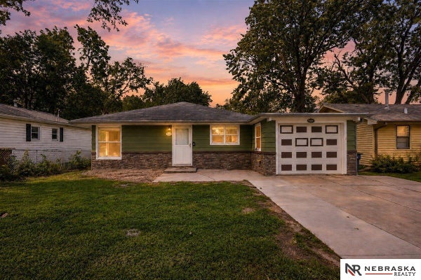 2435 N 65TH ST, LINCOLN, NE 68507 - Image ec5ad1e5c1efbcbeefbabca3e633c4c8/3077176598