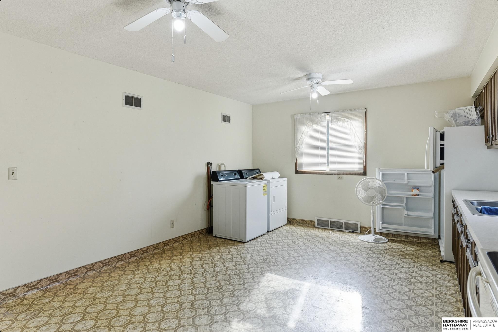 Wahoo, Nebraska 68066, United States, 2 Bedrooms Bedrooms, ,2 BathroomsBathrooms,Residential,Active,256504