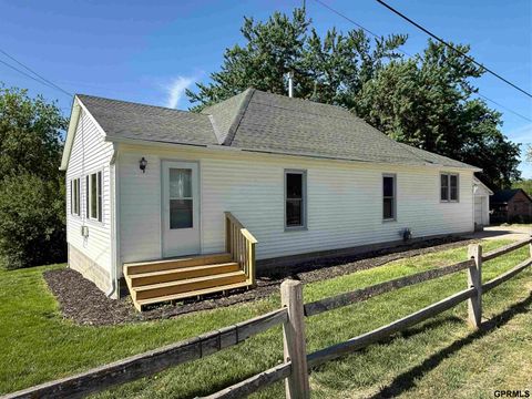 MLS: 22513088
