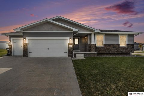 Photo of 2925 W Kyle Lane, Lincoln, NE 68522 (MLS # 22531788)