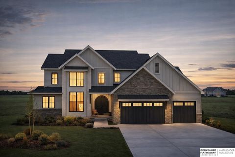 Photo of 16630 Abigail Street, Bennington, NE 68007 (MLS # 22614498)