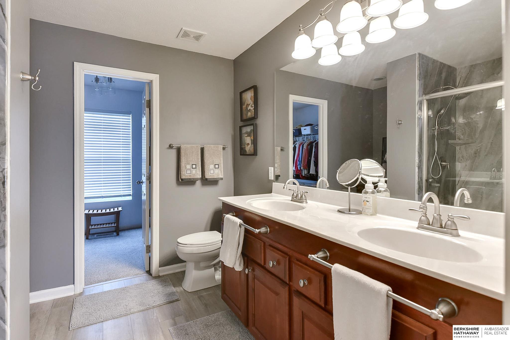 Omaha, Nebraska 68136, United States, 4 Bedrooms Bedrooms, ,2 BathroomsBathrooms,Residential,Active,154138