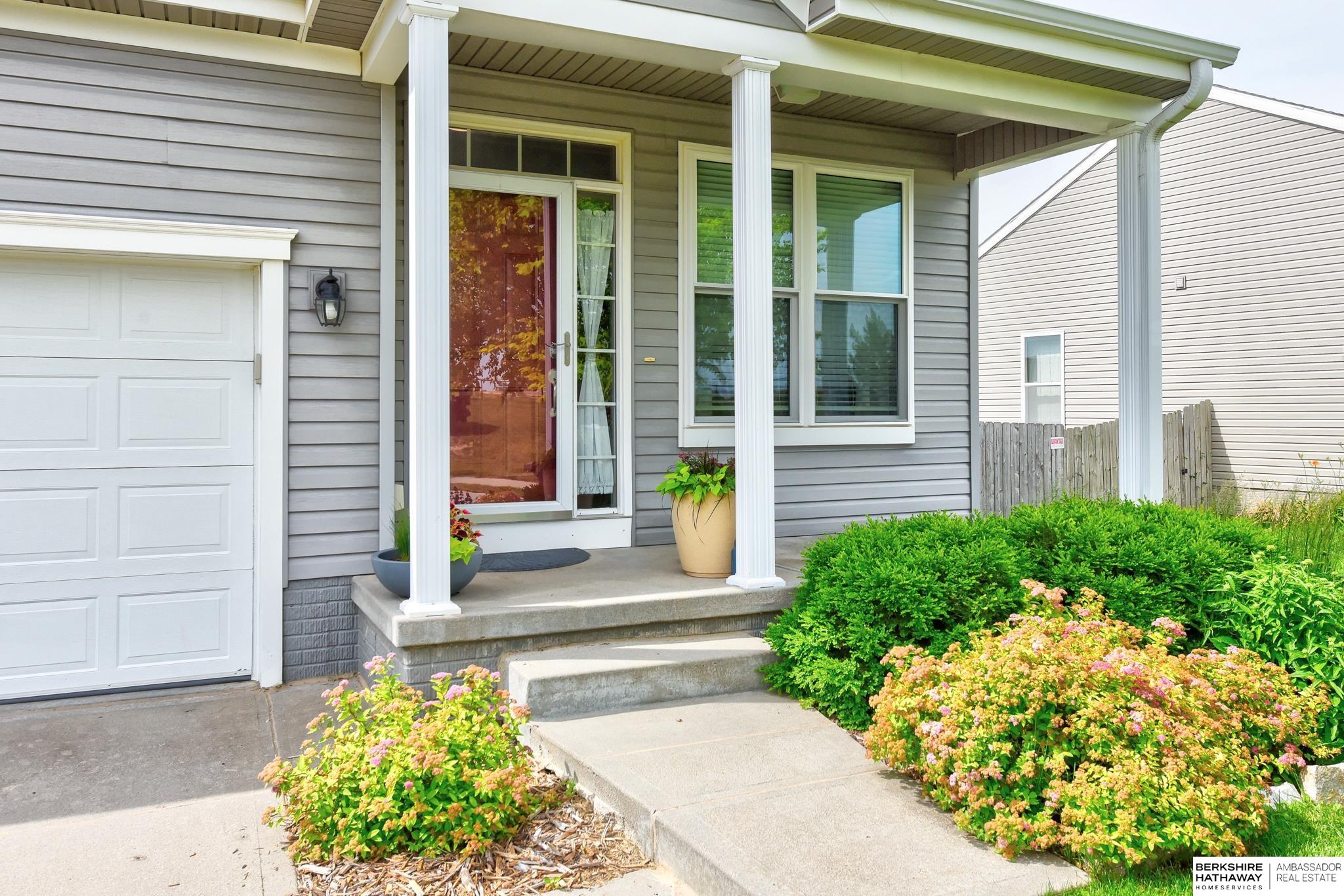 Omaha, Nebraska 68136, United States, 4 Bedrooms Bedrooms, ,2 BathroomsBathrooms,Residential,Active,154138