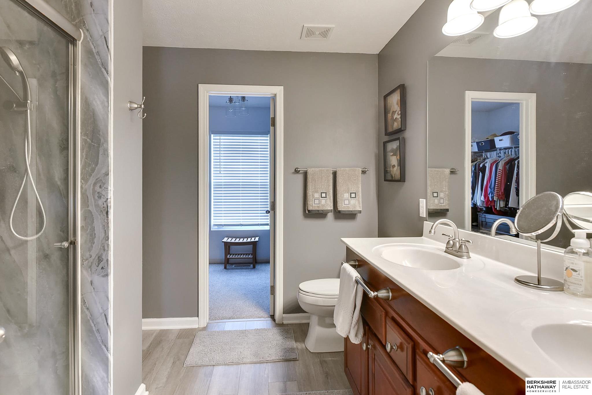 Omaha, Nebraska 68136, United States, 4 Bedrooms Bedrooms, ,2 BathroomsBathrooms,Residential,Active,154138