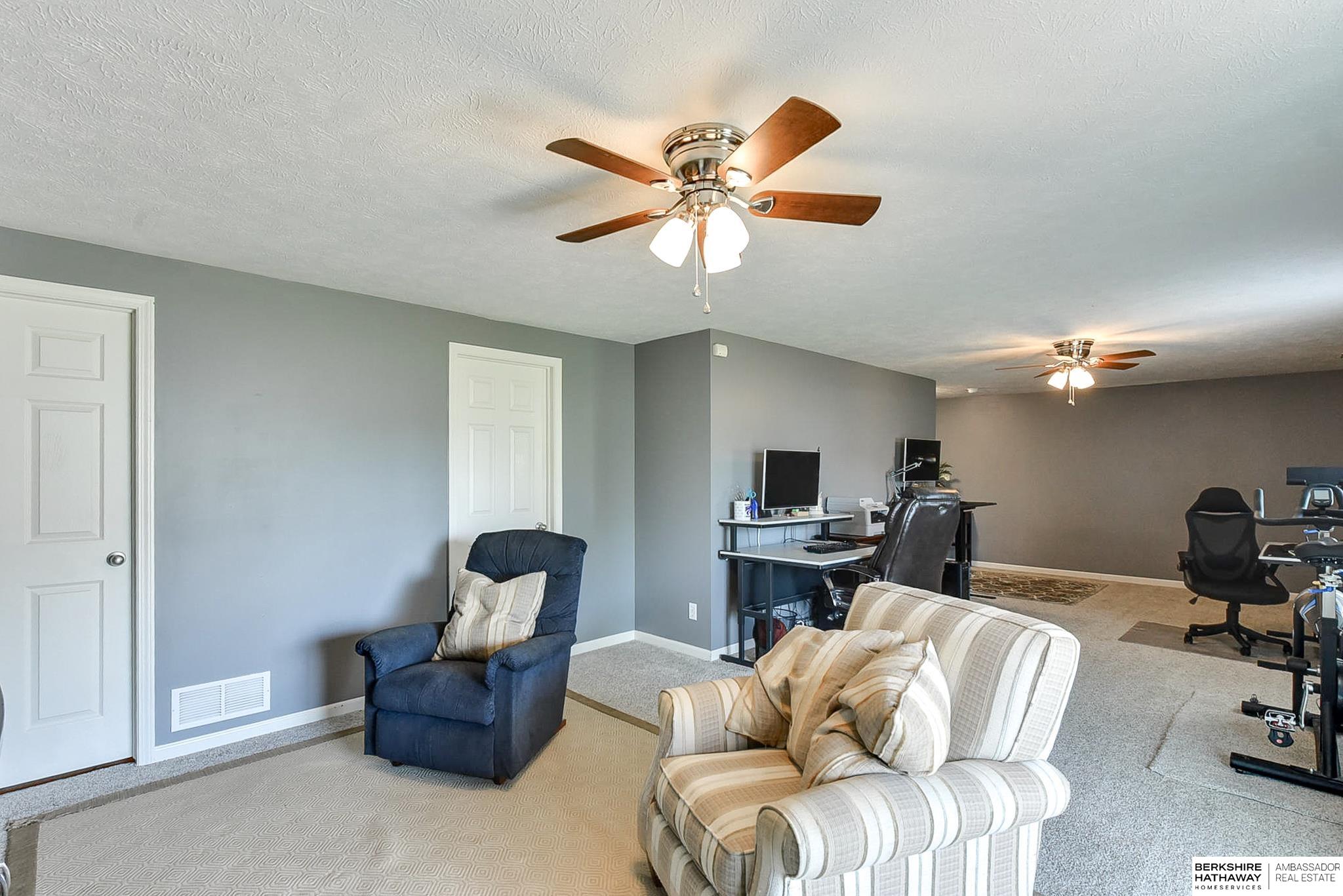 Omaha, Nebraska 68136, United States, 4 Bedrooms Bedrooms, ,2 BathroomsBathrooms,Residential,Active,154138