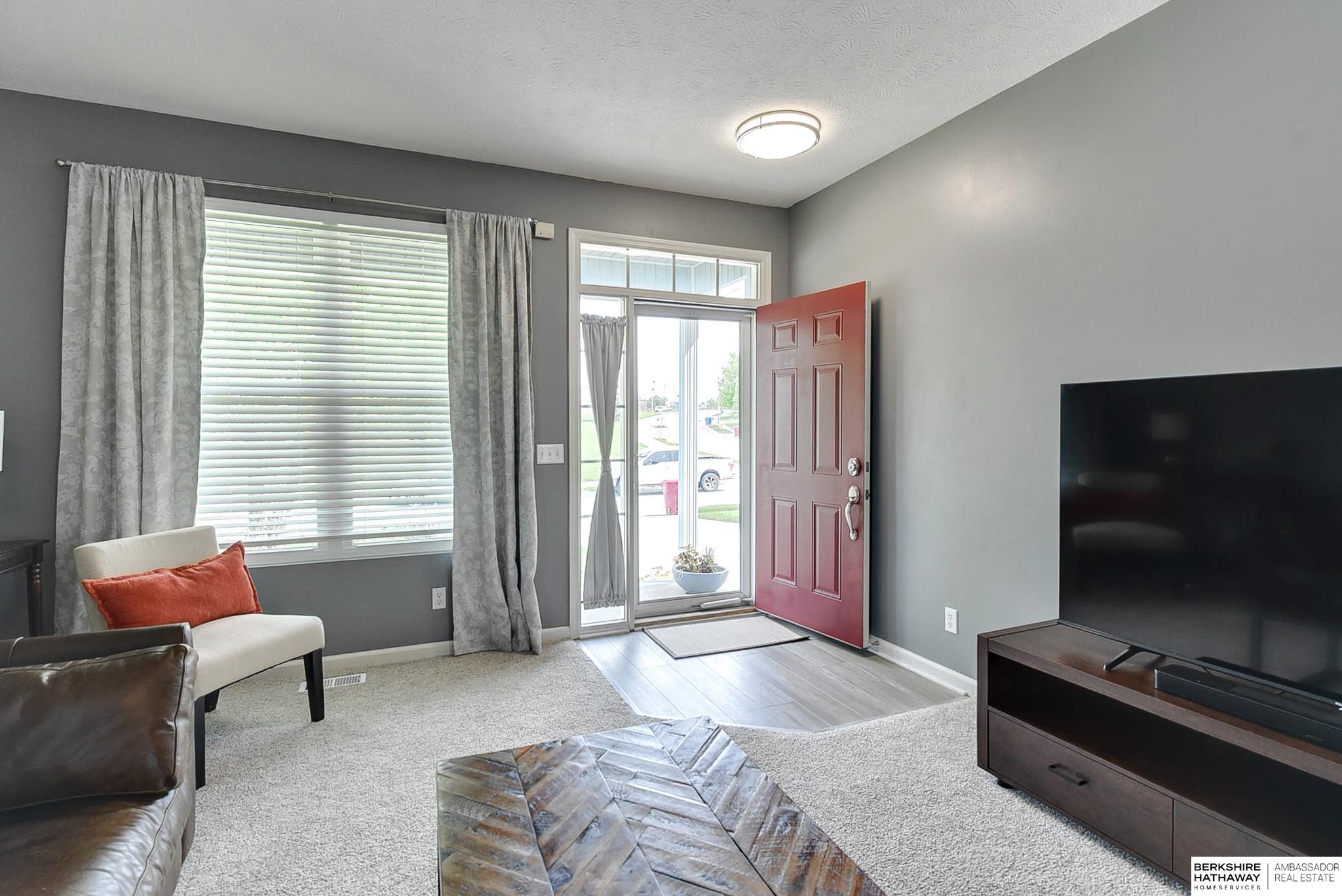 Omaha, Nebraska 68136, United States, 4 Bedrooms Bedrooms, ,2 BathroomsBathrooms,Residential,Active,154138