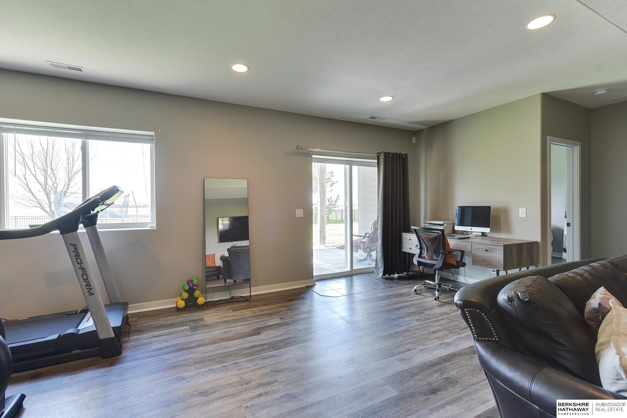 Valley, Nebraska 68064, United States, 5 Bedrooms Bedrooms, ,3 BathroomsBathrooms,Residential,Active,139953