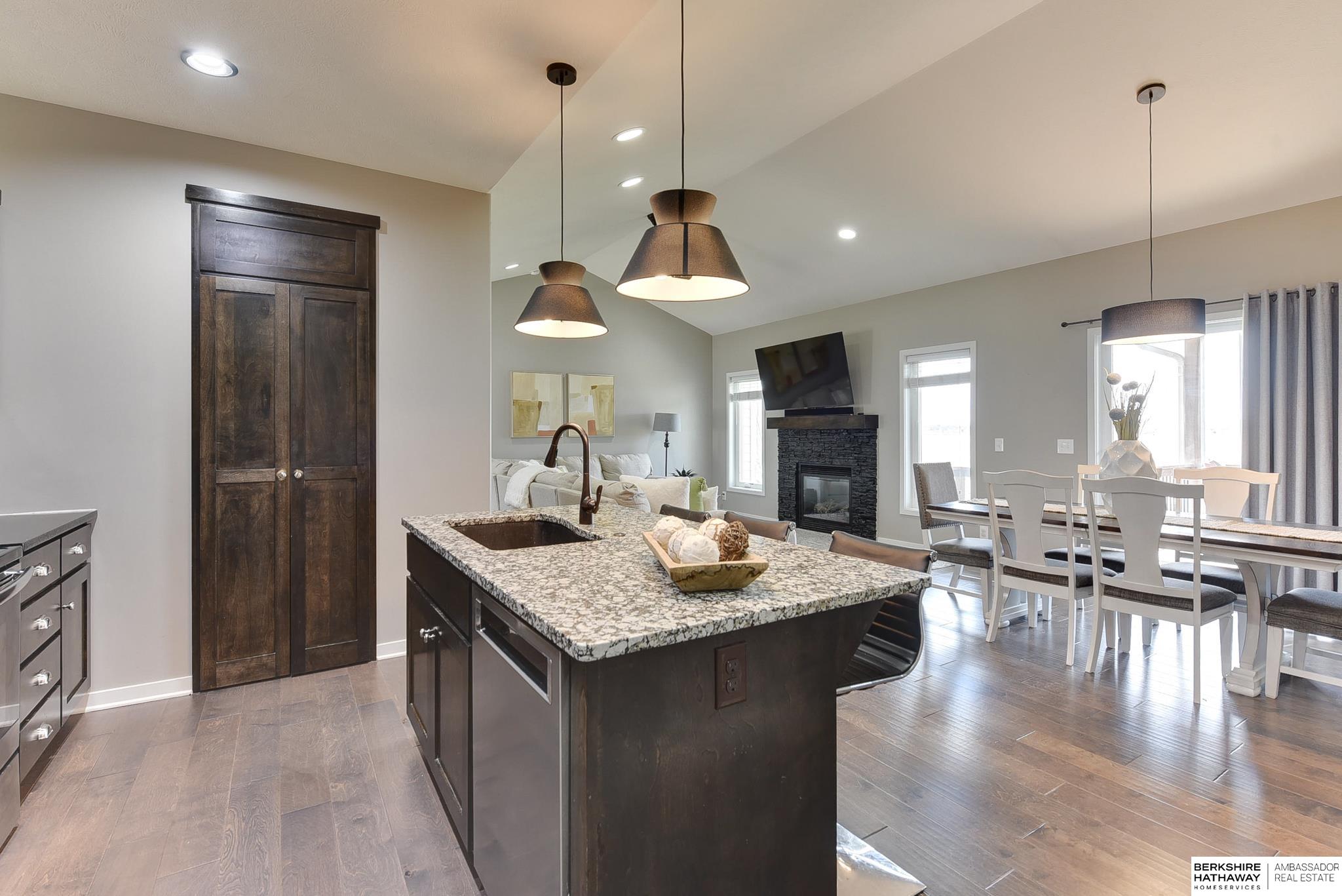 Valley, Nebraska 68064, United States, 5 Bedrooms Bedrooms, ,3 BathroomsBathrooms,Residential,Active,139953