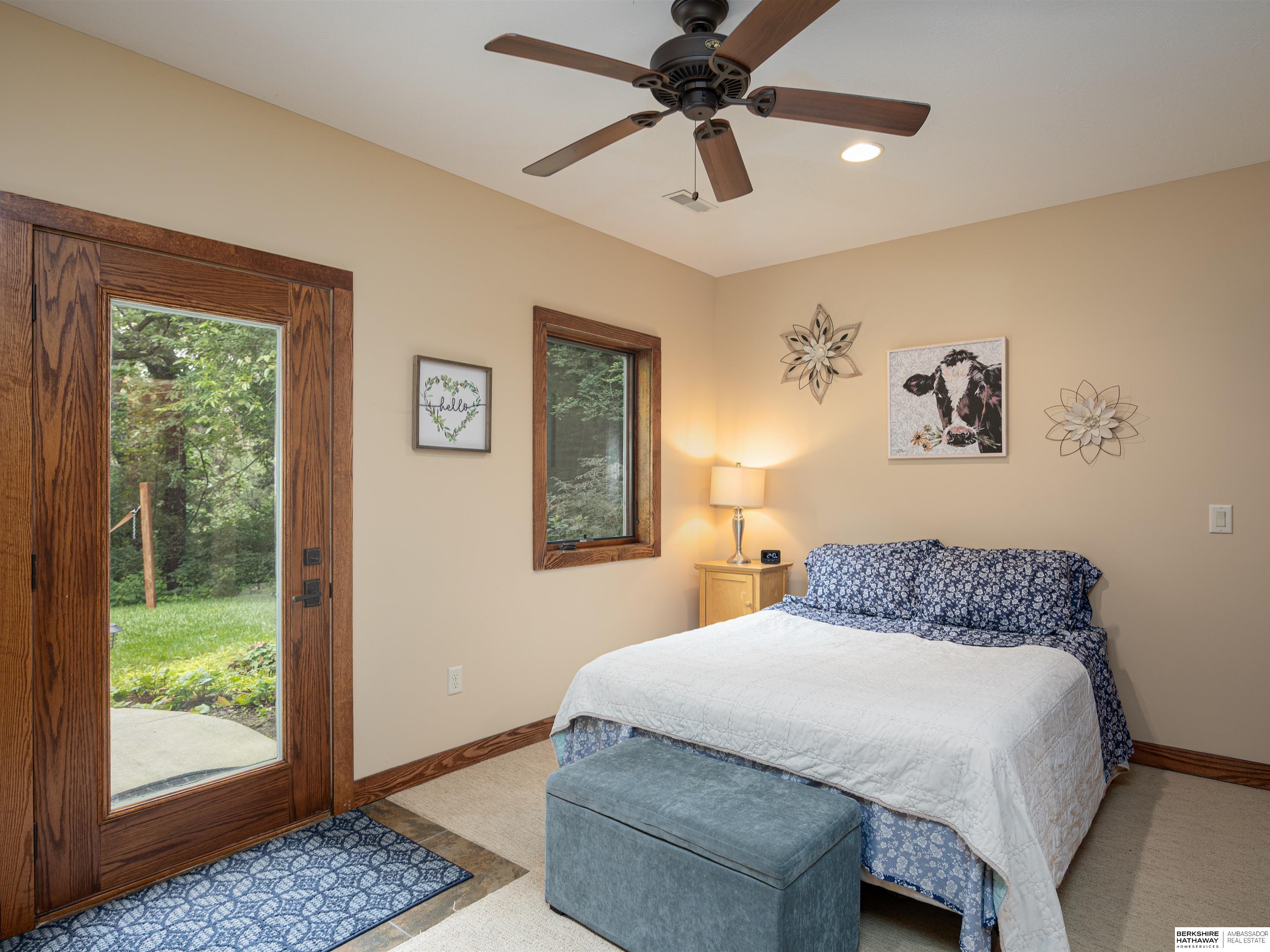 Louisville, Nebraska 68037, United States, 5 Bedrooms Bedrooms, ,4 BathroomsBathrooms,Residential,Pending,201241