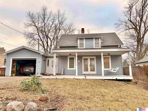 Photo of 107 Pearl Street, Seward, NE 68434 (MLS # 22603519)
