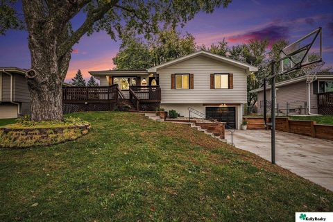 Photo of 205 Sycamore Circle, Gretna, NE 68028 (MLS # 22534910)