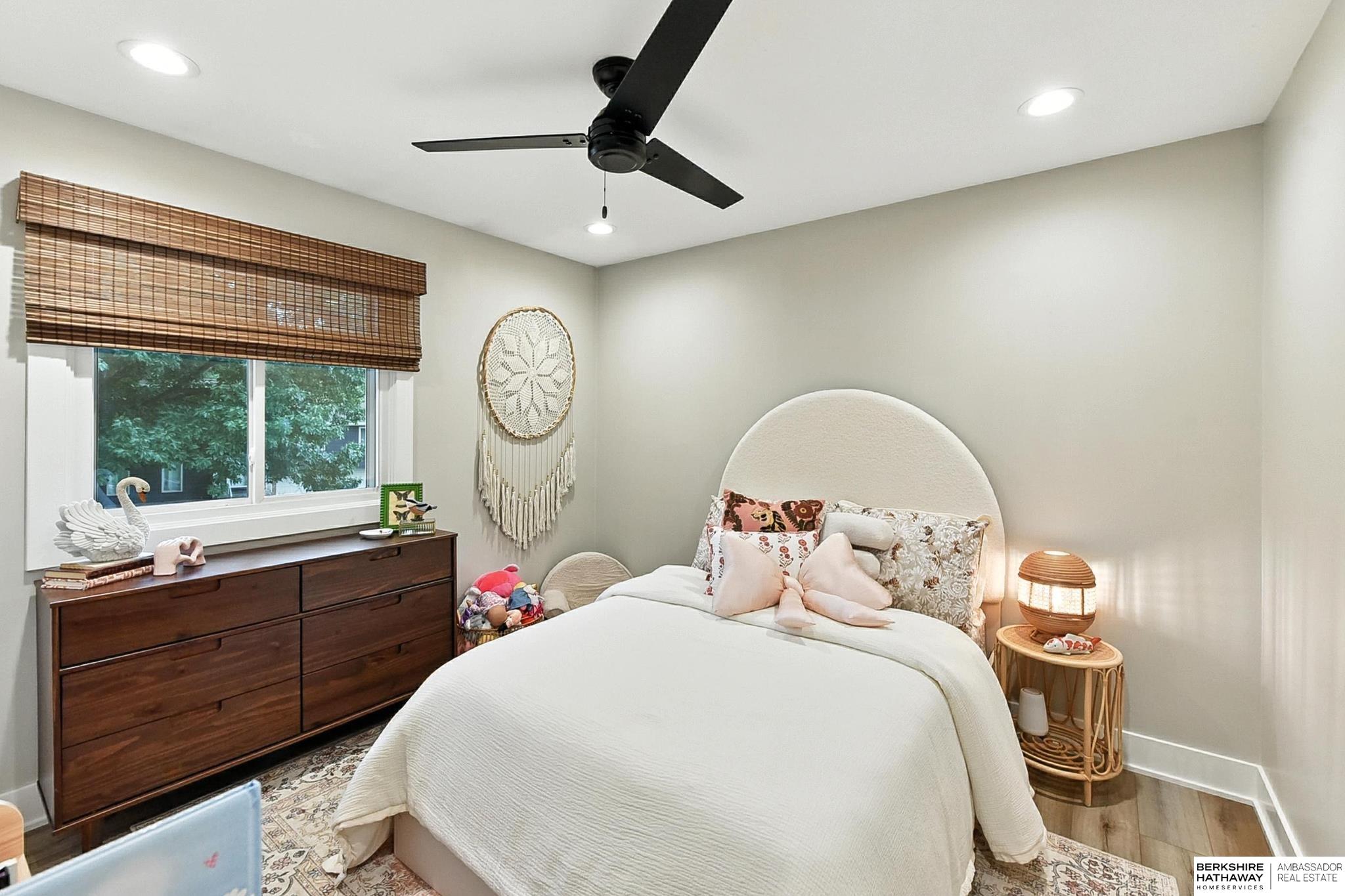 Omaha, Nebraska 68164, United States, 3 Bedrooms Bedrooms, ,2 BathroomsBathrooms,Residential,Active,169840