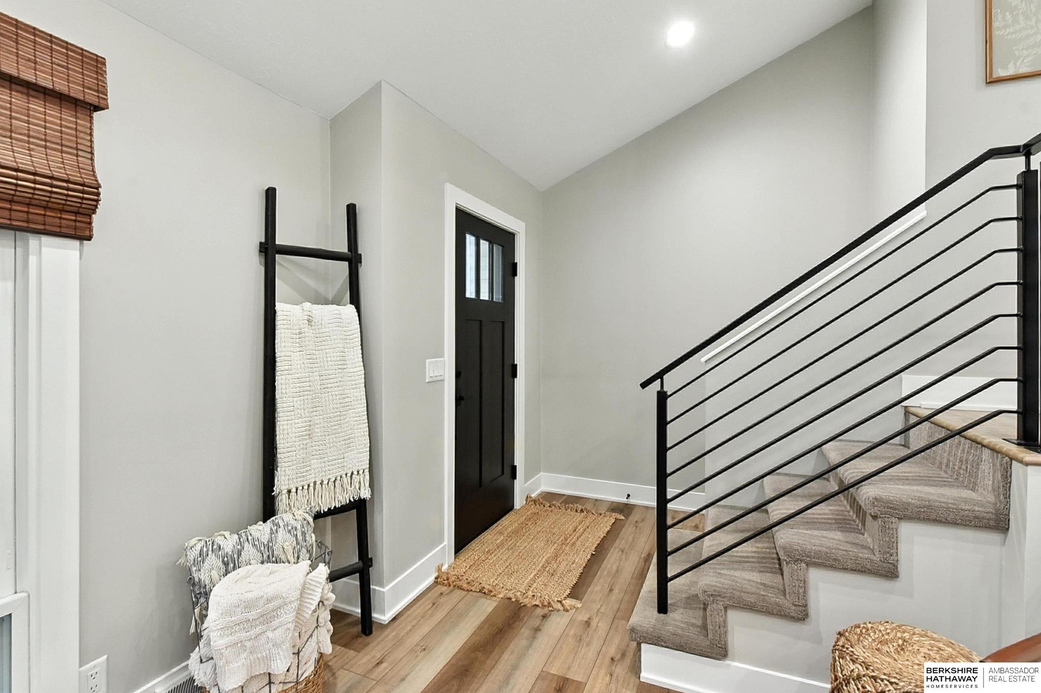 Omaha, Nebraska 68164, United States, 3 Bedrooms Bedrooms, ,2 BathroomsBathrooms,Residential,Active,169840