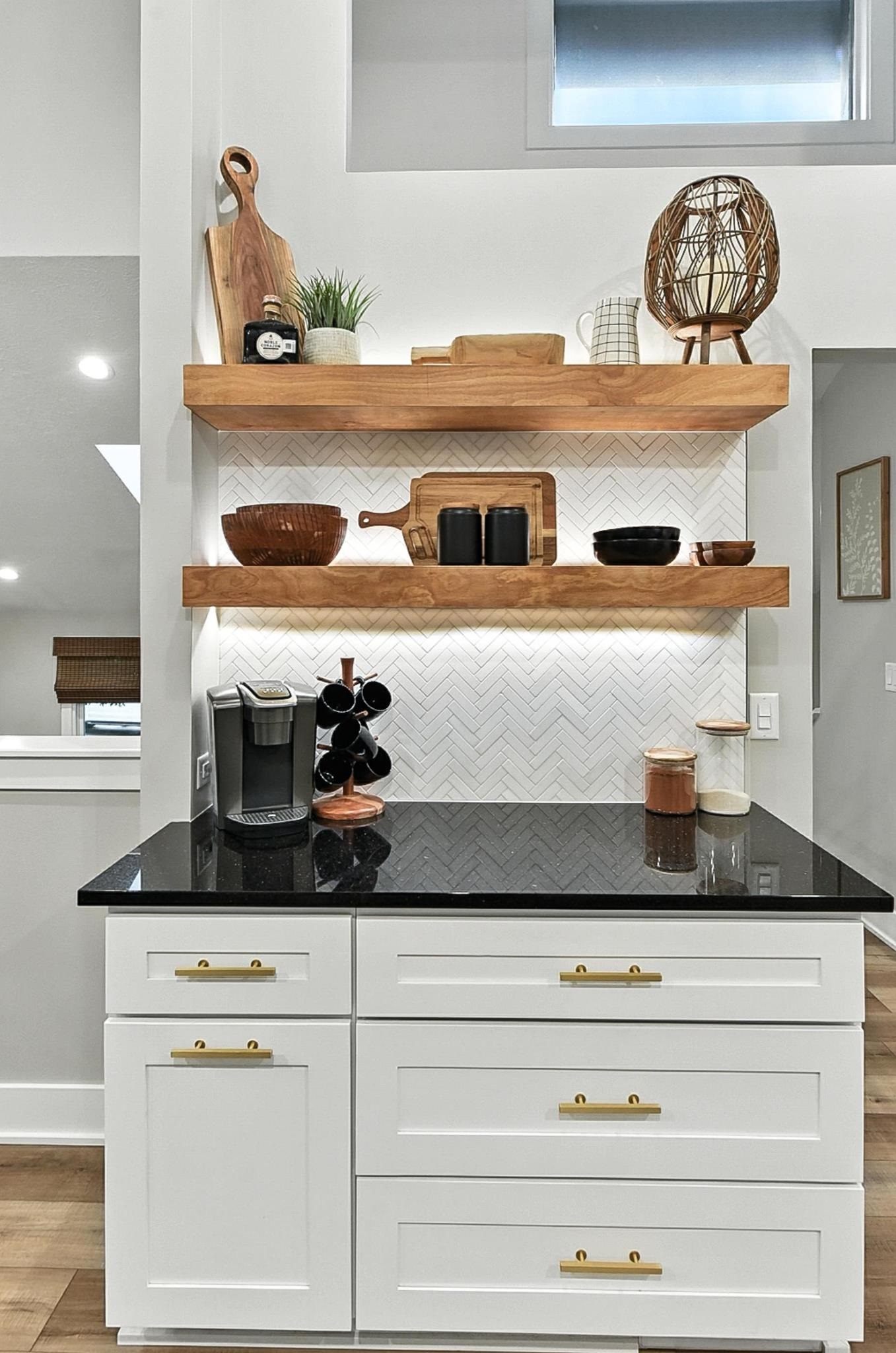 Omaha, Nebraska 68164, United States, 3 Bedrooms Bedrooms, ,2 BathroomsBathrooms,Residential,Active,169840