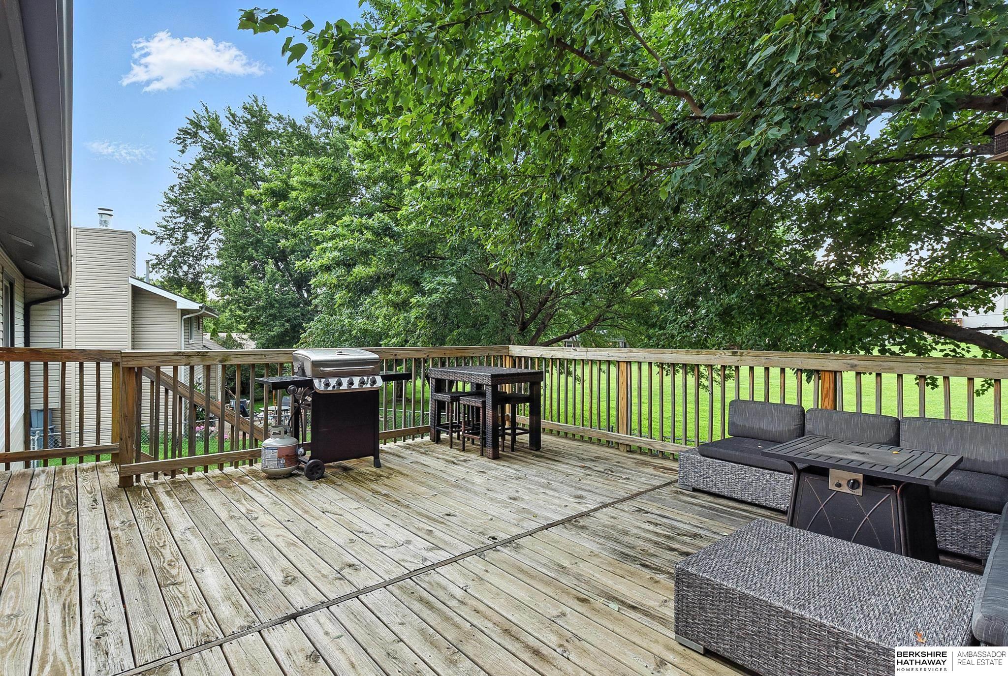 Omaha, Nebraska 68164, United States, 3 Bedrooms Bedrooms, ,2 BathroomsBathrooms,Residential,Active,169840