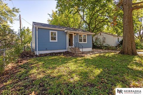 Photo of 2940 N 41st Street, Lincoln, NE 68504 (MLS # 22600995)