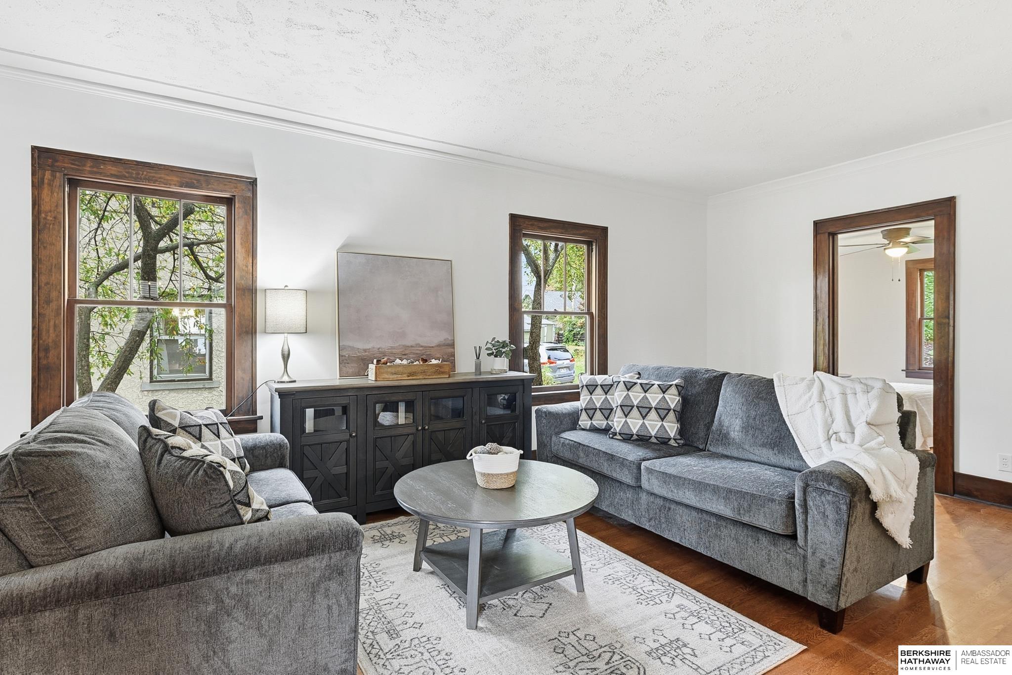 Omaha, Nebraska 68131, United States, 4 Bedrooms Bedrooms, ,2 BathroomsBathrooms,Residential,Active,235872