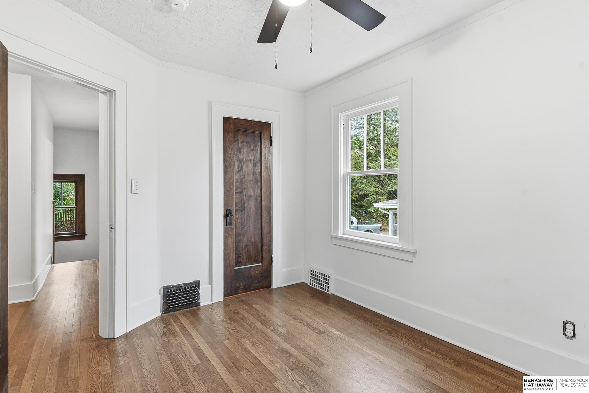 Omaha, Nebraska 68131, United States, 4 Bedrooms Bedrooms, ,2 BathroomsBathrooms,Residential,Active,235872