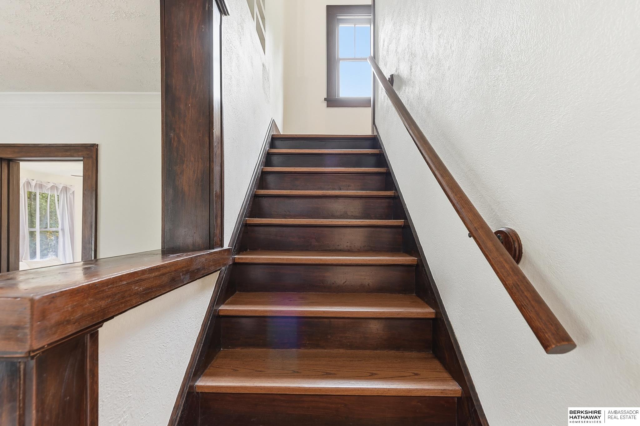 Omaha, Nebraska 68131, United States, 4 Bedrooms Bedrooms, ,2 BathroomsBathrooms,Residential,Active,235872