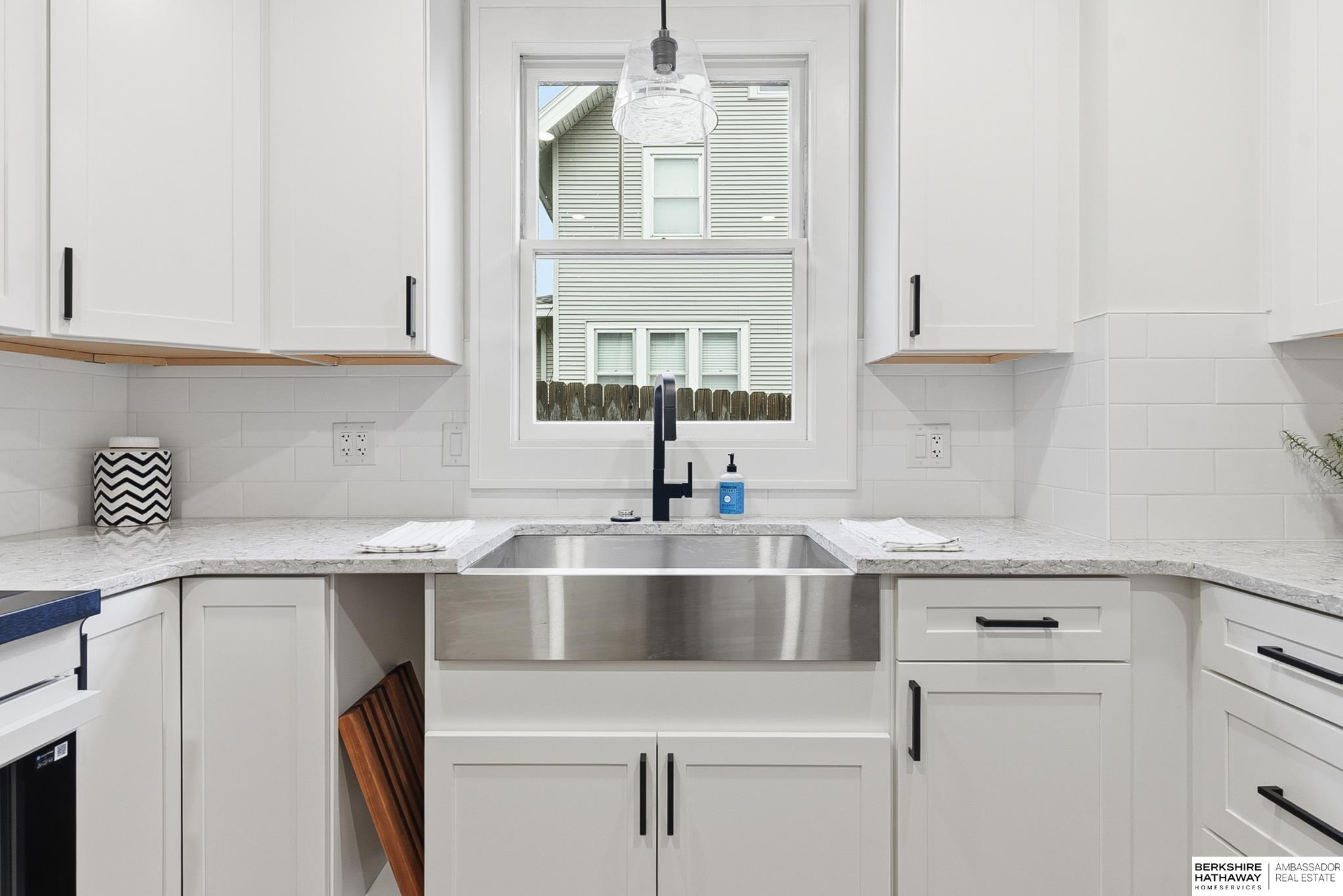 Omaha, Nebraska 68131, United States, 4 Bedrooms Bedrooms, ,2 BathroomsBathrooms,Residential,Active,235872