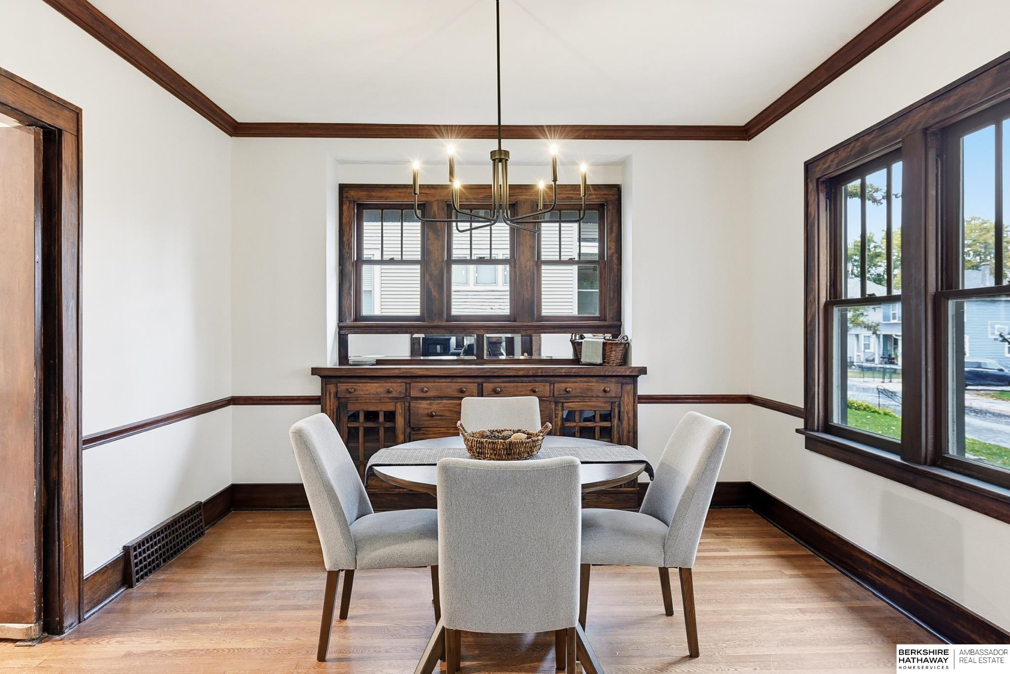 Omaha, Nebraska 68131, United States, 4 Bedrooms Bedrooms, ,2 BathroomsBathrooms,Residential,Active,235872