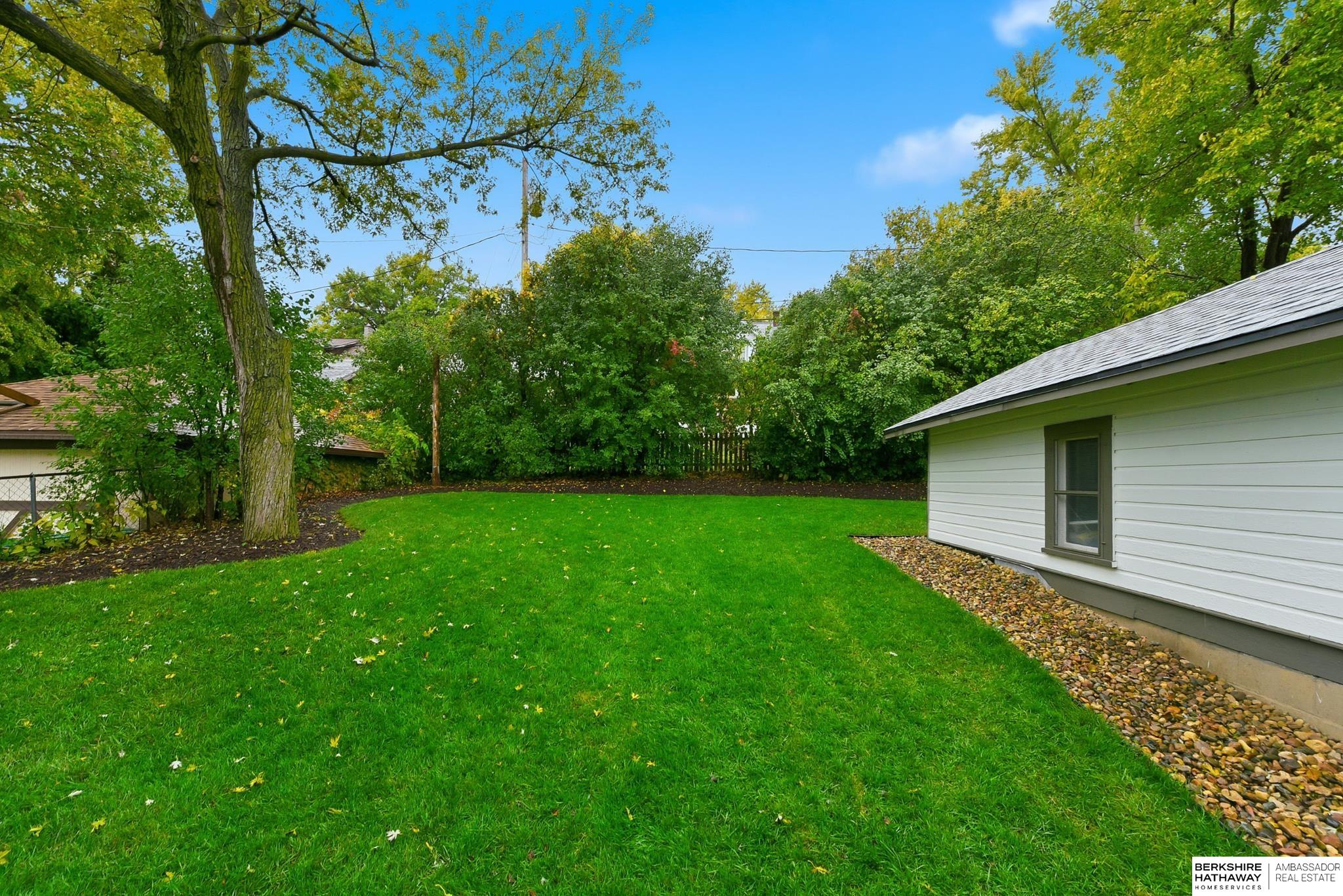 Omaha, Nebraska 68131, United States, 4 Bedrooms Bedrooms, ,2 BathroomsBathrooms,Residential,Active,235872