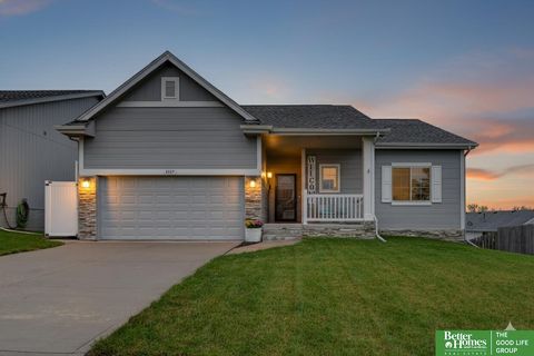 Photo of 8557 King Street, Omaha, NE 68122 (MLS # 22529712)
