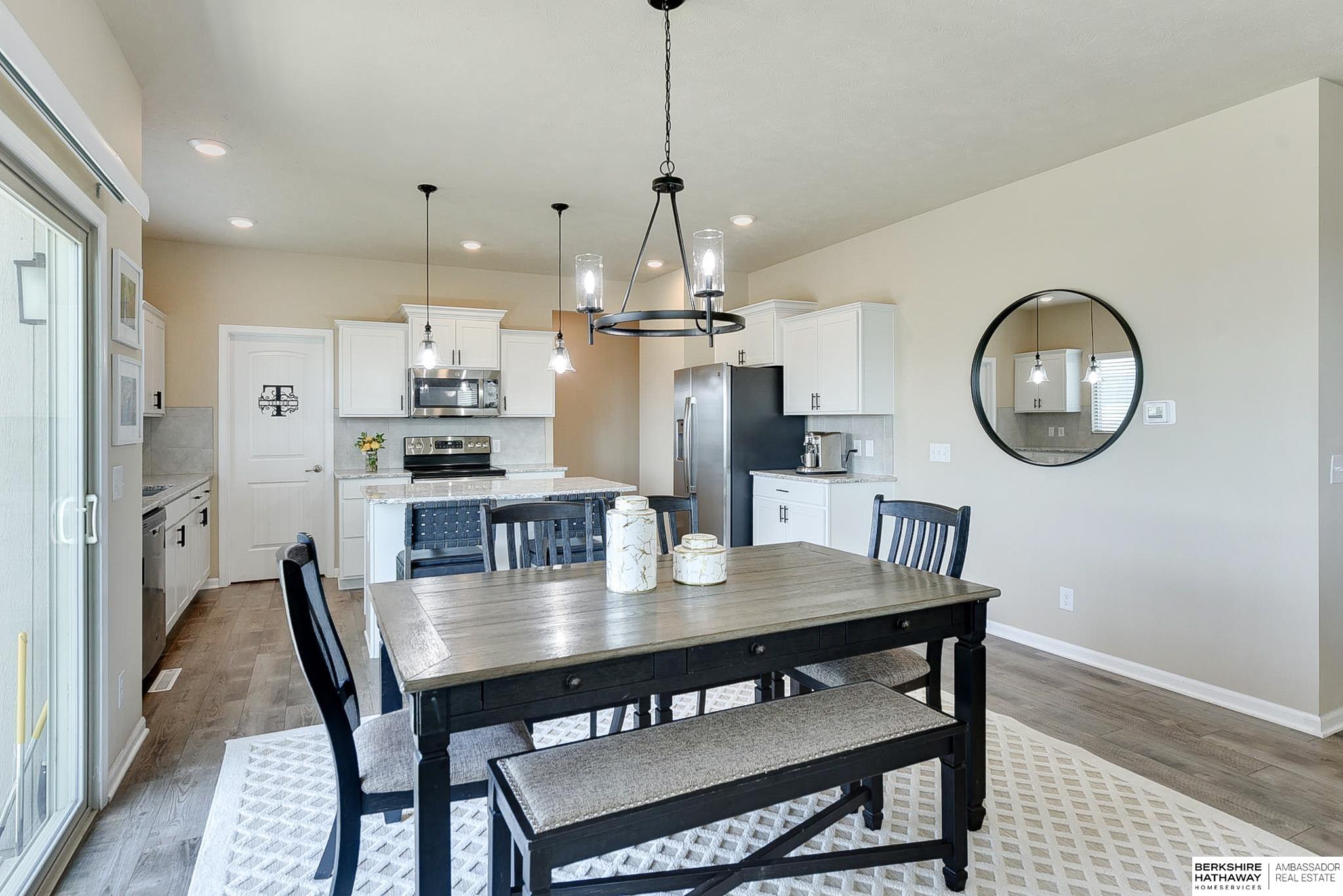 Papillion, Nebraska 68133, United States, 4 Bedrooms Bedrooms, ,3 BathroomsBathrooms,Residential,Active,113407