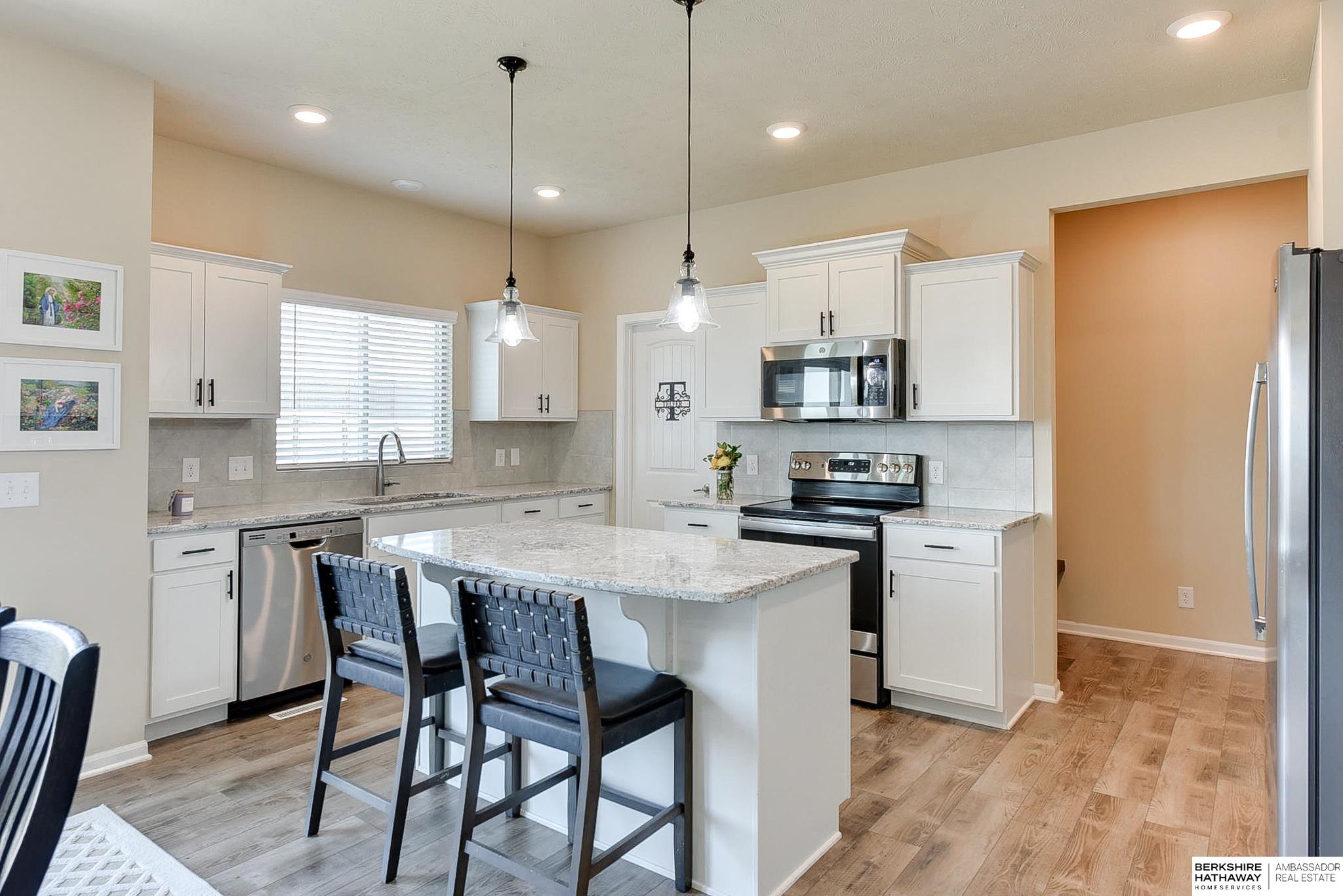 Papillion, Nebraska 68133, United States, 4 Bedrooms Bedrooms, ,3 BathroomsBathrooms,Residential,Active,113407