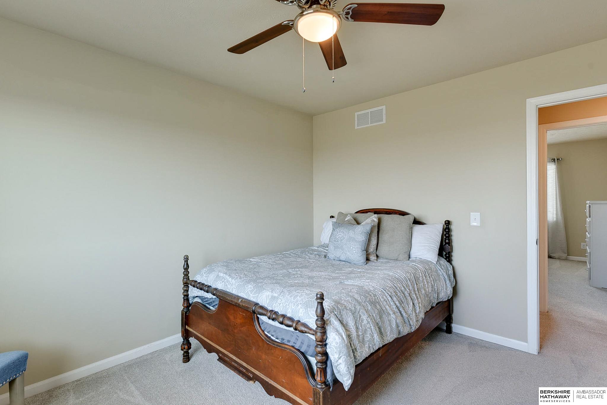 Papillion, Nebraska 68133, United States, 4 Bedrooms Bedrooms, ,3 BathroomsBathrooms,Residential,Active,113407