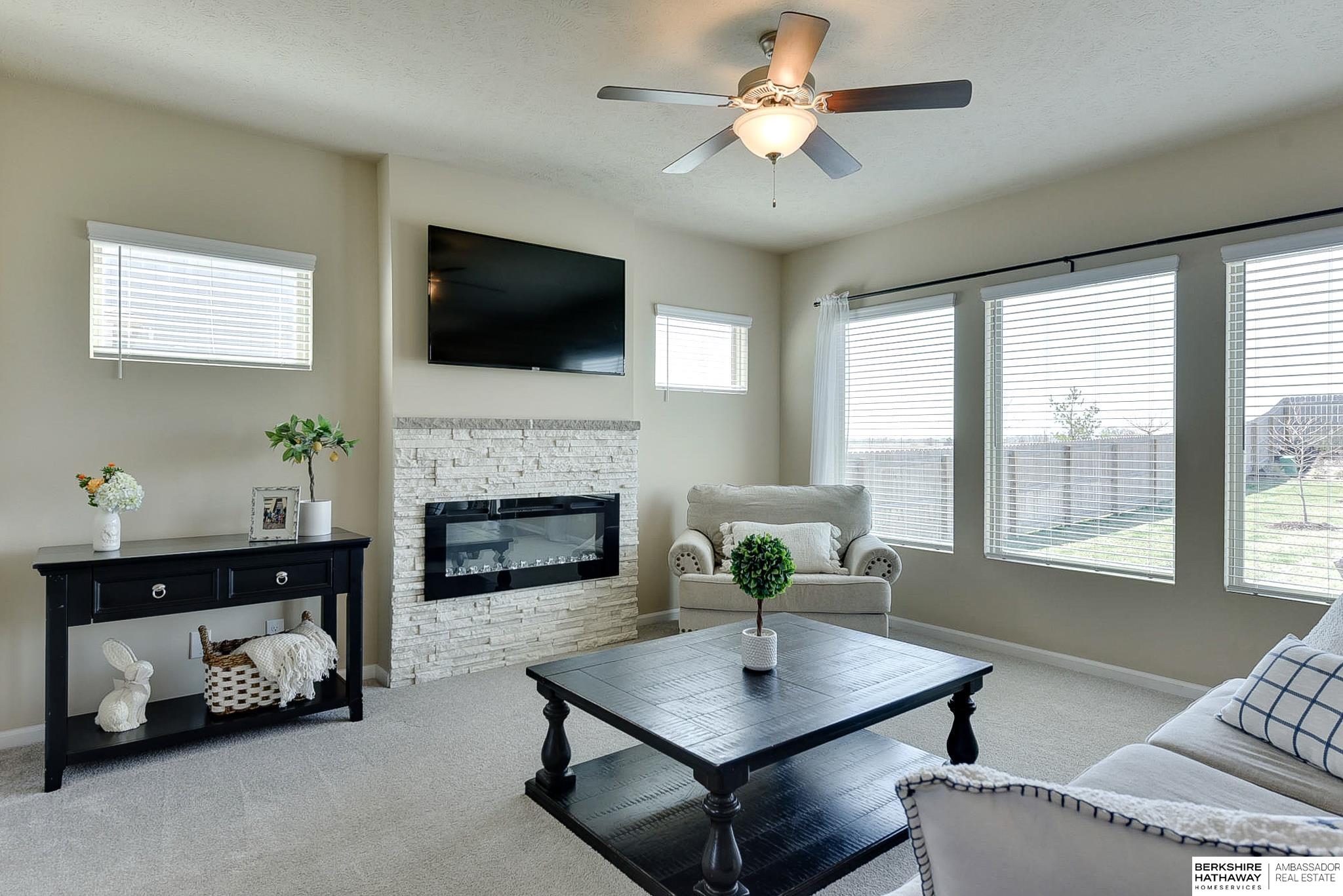 Papillion, Nebraska 68133, United States, 4 Bedrooms Bedrooms, ,3 BathroomsBathrooms,Residential,Active,113407