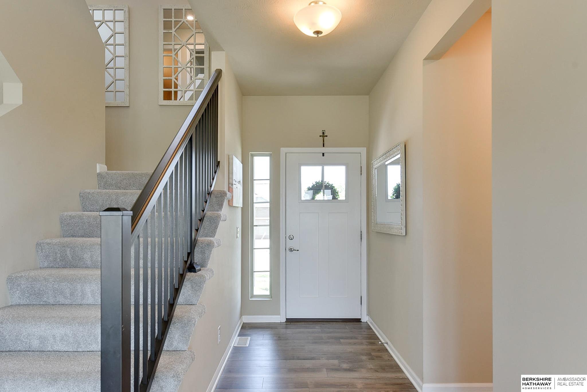 Papillion, Nebraska 68133, United States, 4 Bedrooms Bedrooms, ,3 BathroomsBathrooms,Residential,Active,113407