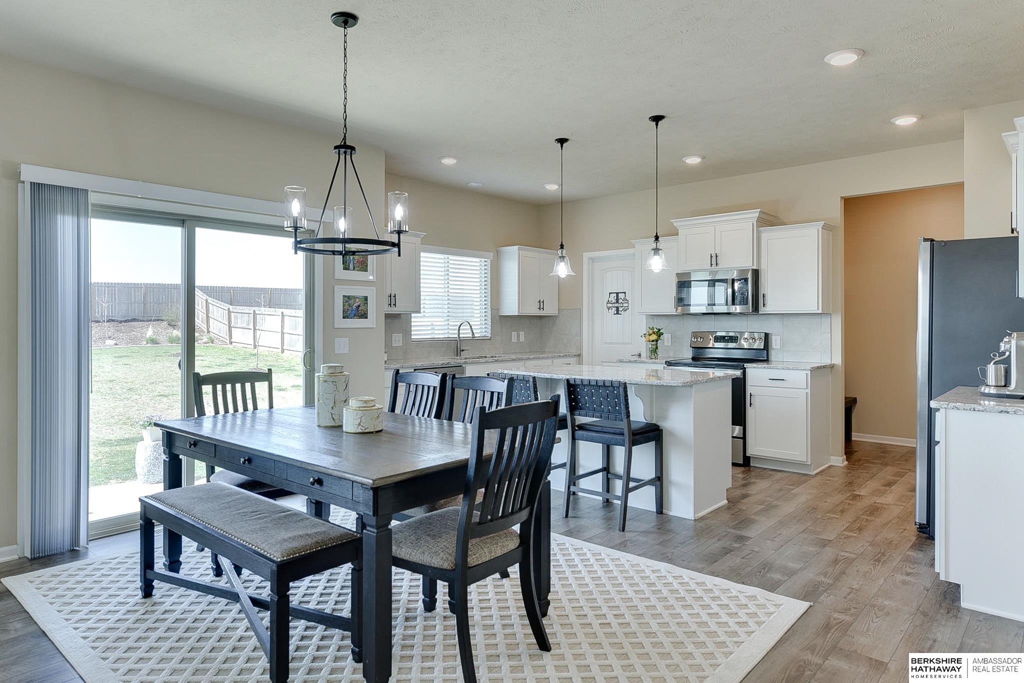 Papillion, Nebraska 68133, United States, 4 Bedrooms Bedrooms, ,3 BathroomsBathrooms,Residential,Active,113407