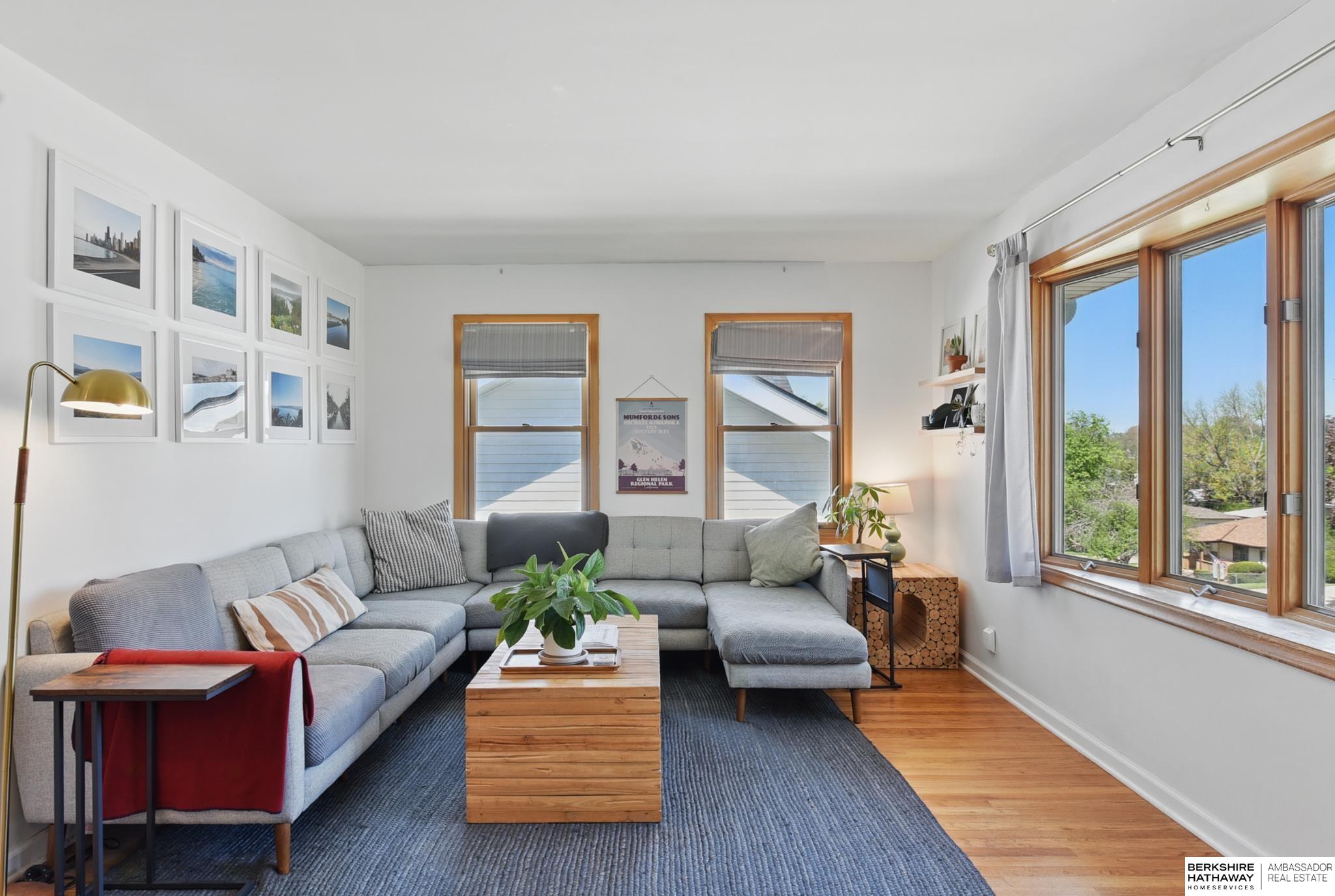 Omaha, Nebraska 68105, United States, 3 Bedrooms Bedrooms, ,2 BathroomsBathrooms,Residential,Pending,124173