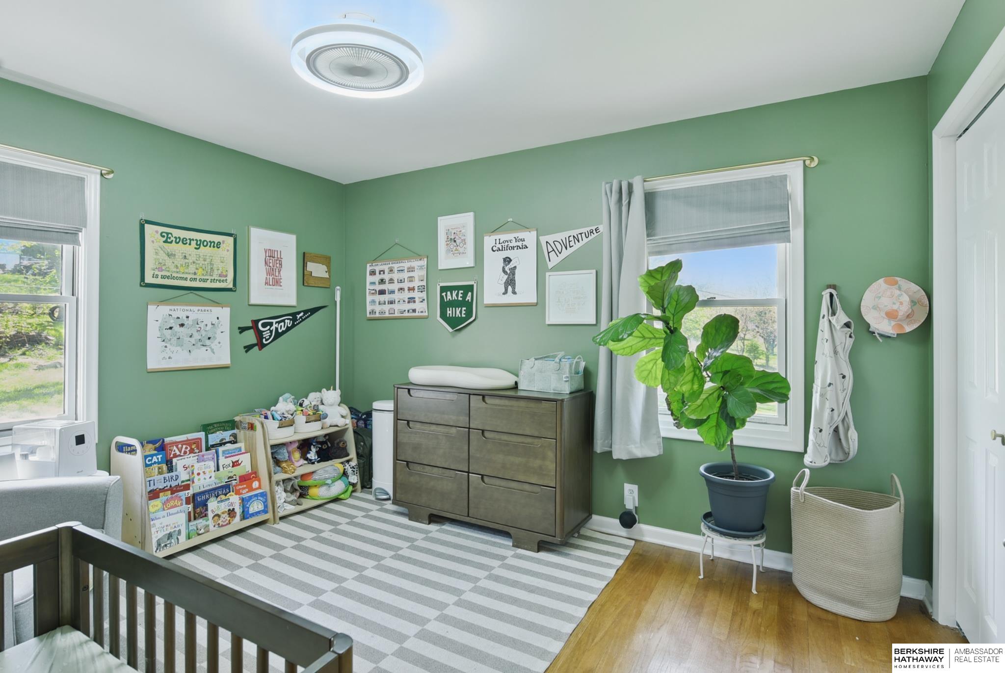 Omaha, Nebraska 68105, United States, 3 Bedrooms Bedrooms, ,2 BathroomsBathrooms,Residential,Pending,124173