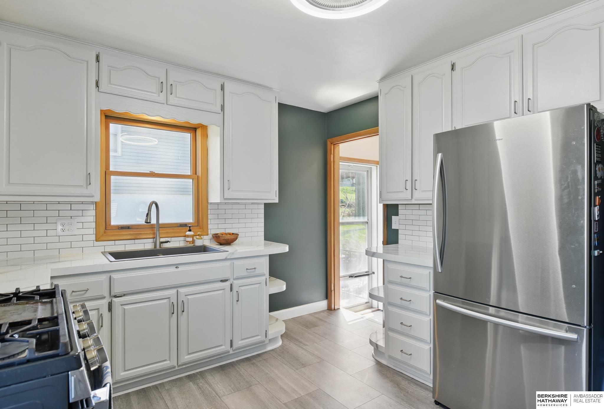 Omaha, Nebraska 68105, United States, 3 Bedrooms Bedrooms, ,2 BathroomsBathrooms,Residential,Pending,124173