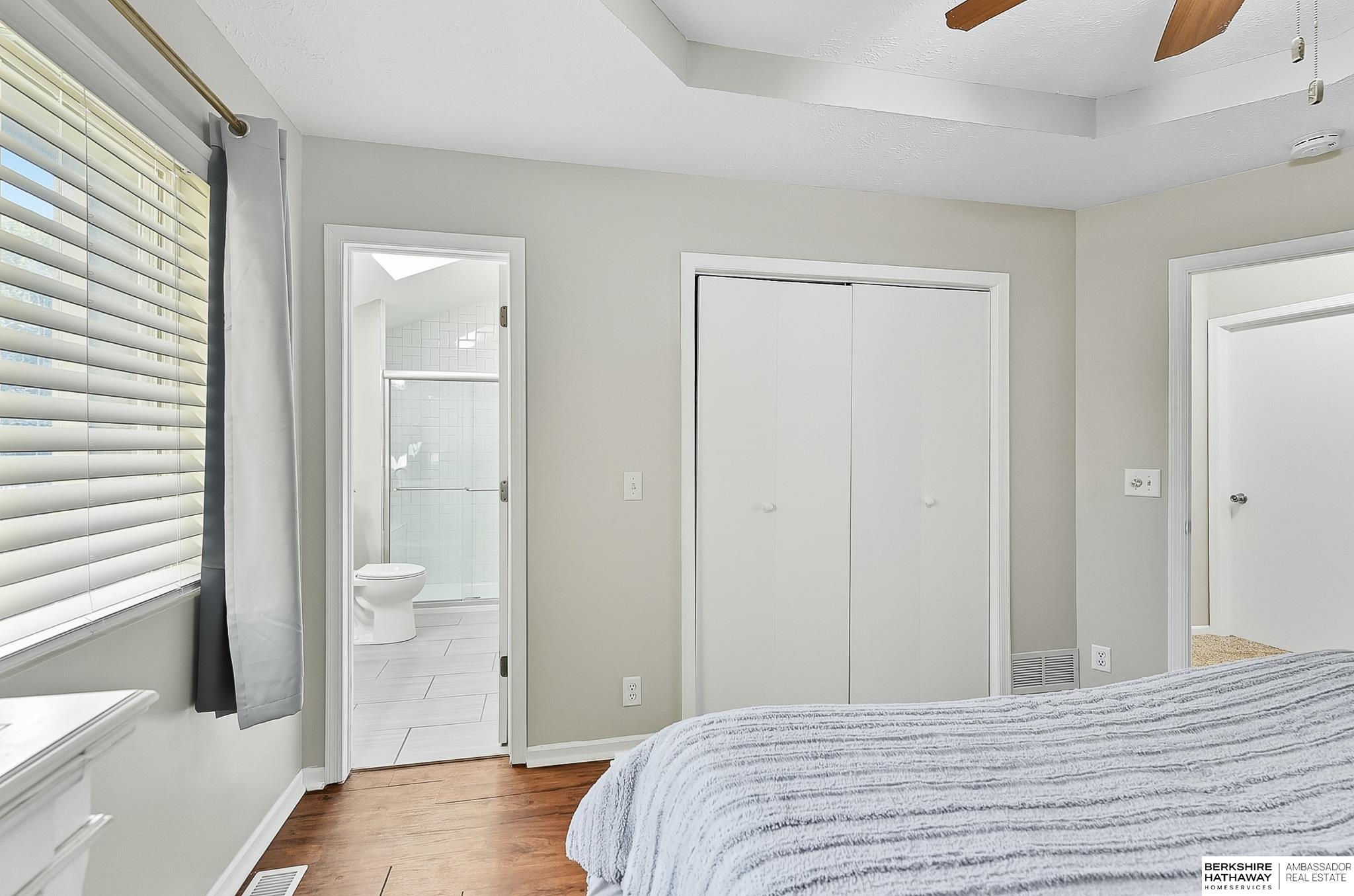 Omaha, Nebraska 68164, United States, 3 Bedrooms Bedrooms, ,3 BathroomsBathrooms,Residential,Active,223732