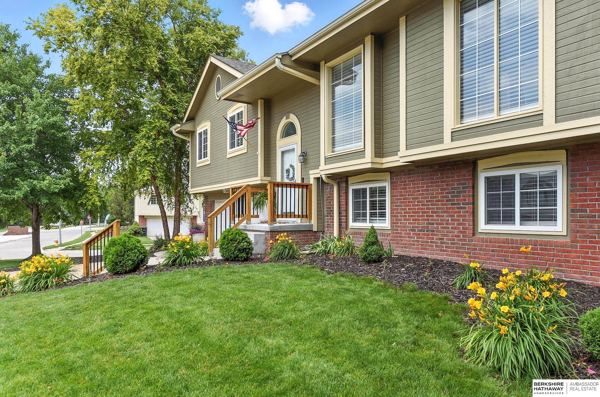 Omaha, Nebraska 68164, United States, 3 Bedrooms Bedrooms, ,3 BathroomsBathrooms,Residential,Active,223732