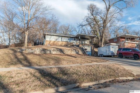 Photo of 3312 King Street, Omaha, NE 68112 (MLS # 22535061)