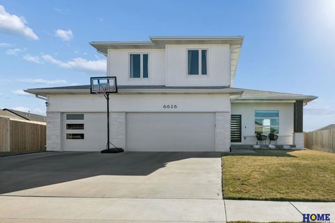 Photo of 6626 Verano Drive, Lincoln, NE 68523 (MLS # 22607277)