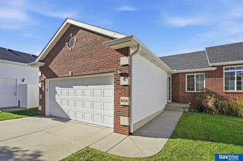 Photo of 8359 S Tularosa Court, Lincoln, NE 68516 (MLS # 22532757)