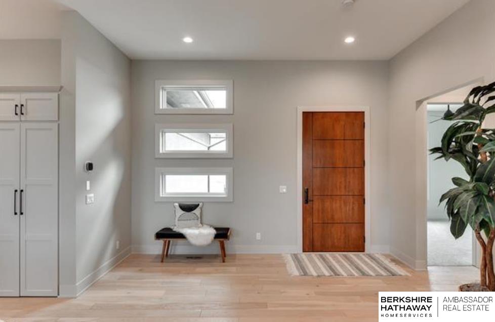 Elkhorn, Nebraska 68022, United States, 5 Bedrooms Bedrooms, ,3 BathroomsBathrooms,Residential,Active,207454