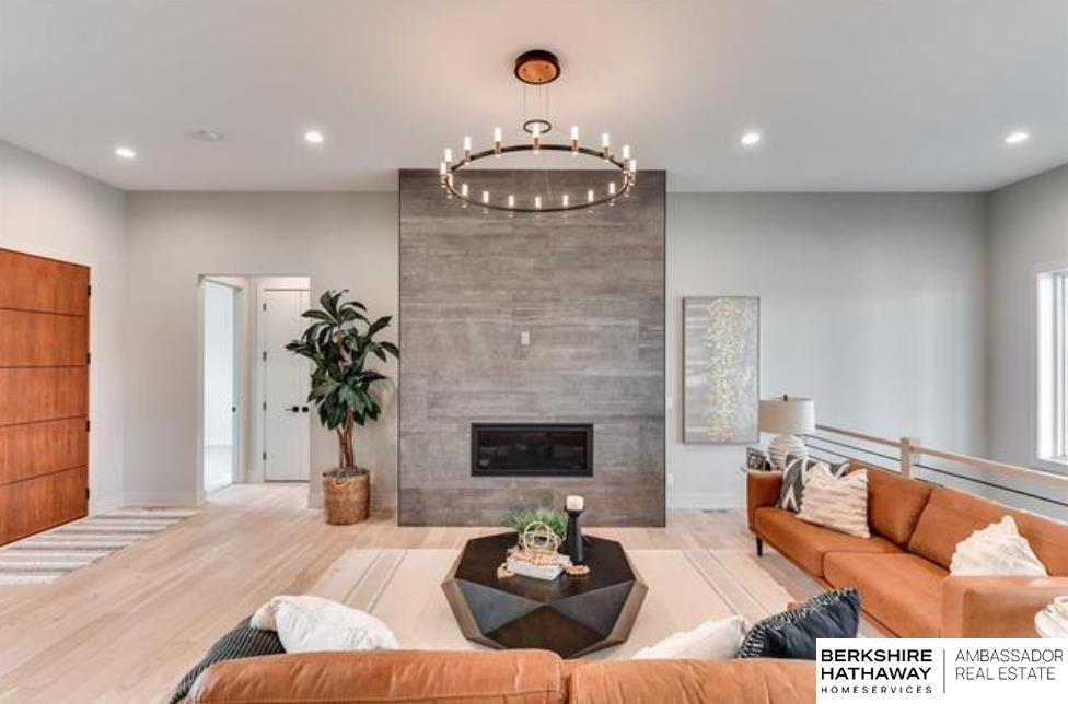 Elkhorn, Nebraska 68022, United States, 5 Bedrooms Bedrooms, ,3 BathroomsBathrooms,Residential,Active,207454