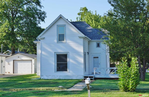 6842 LEXINGTON AVE, LINCOLN, NE 68505 - Image eeb6be3cf4d357cda4fb17e5f9766987/3048655053