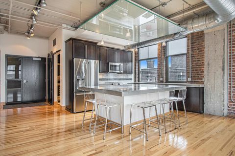 Photo of 902 Dodge Street #501, Omaha, NE 68102 (MLS # 22515743)