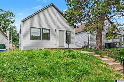 Photo of 2612 S 12th Street S, Omaha, NE 68108 (MLS # 22615350)