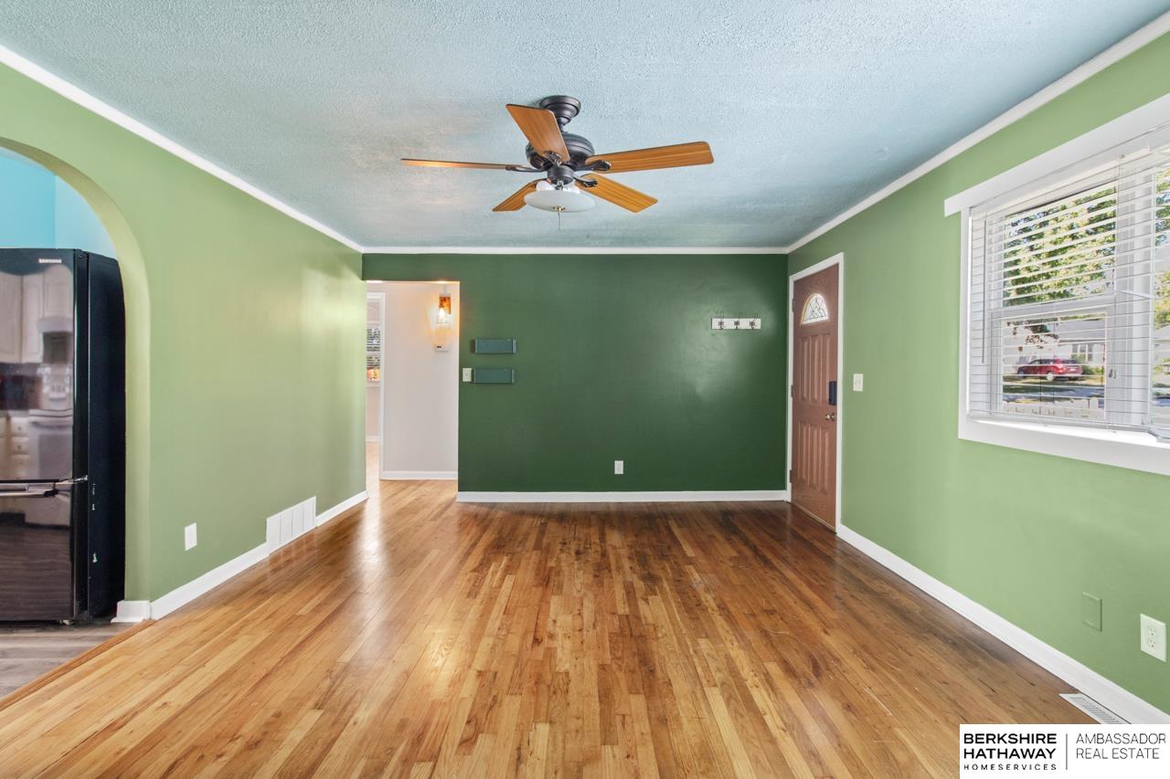 La Vista, Nebraska 68128, United States, 2 Bedrooms Bedrooms, ,2 BathroomsBathrooms,Residential,Pending,212624